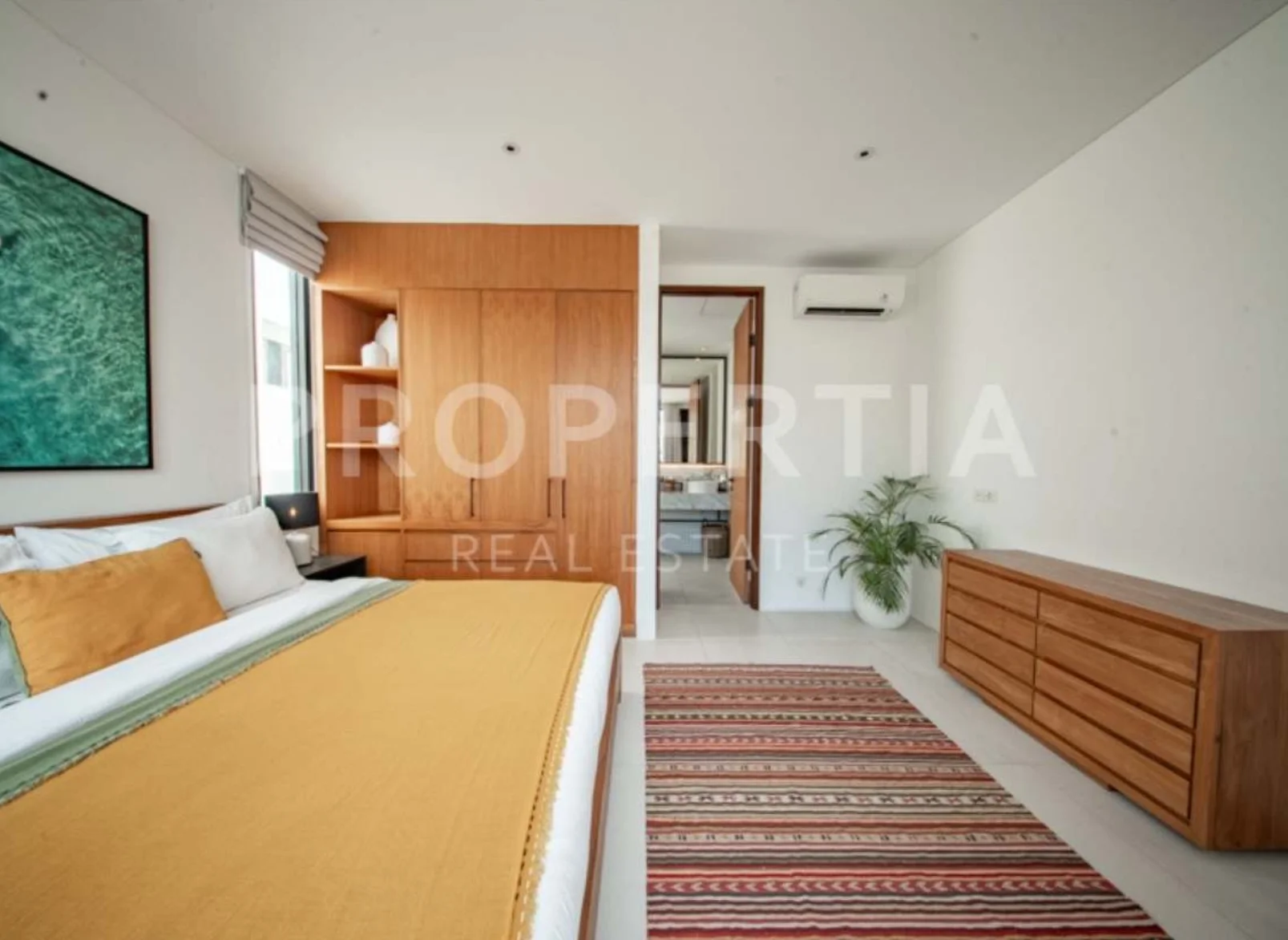 STUNNING CONTEMPORARY 3,5 BEDROOM VILLA