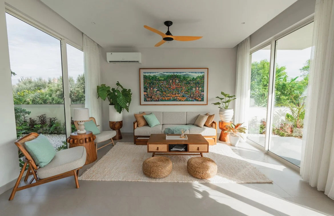 Modern Family Living Near Nyanyi beach