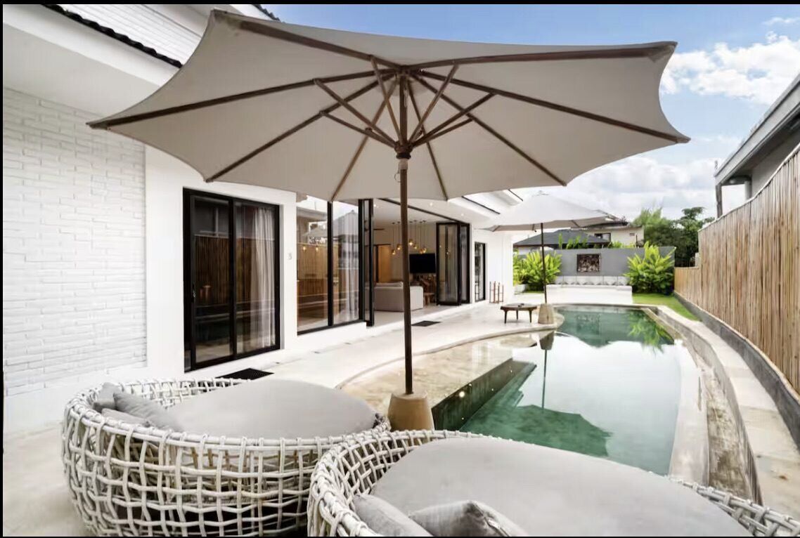 Contemporary 3-Bedroom Villa