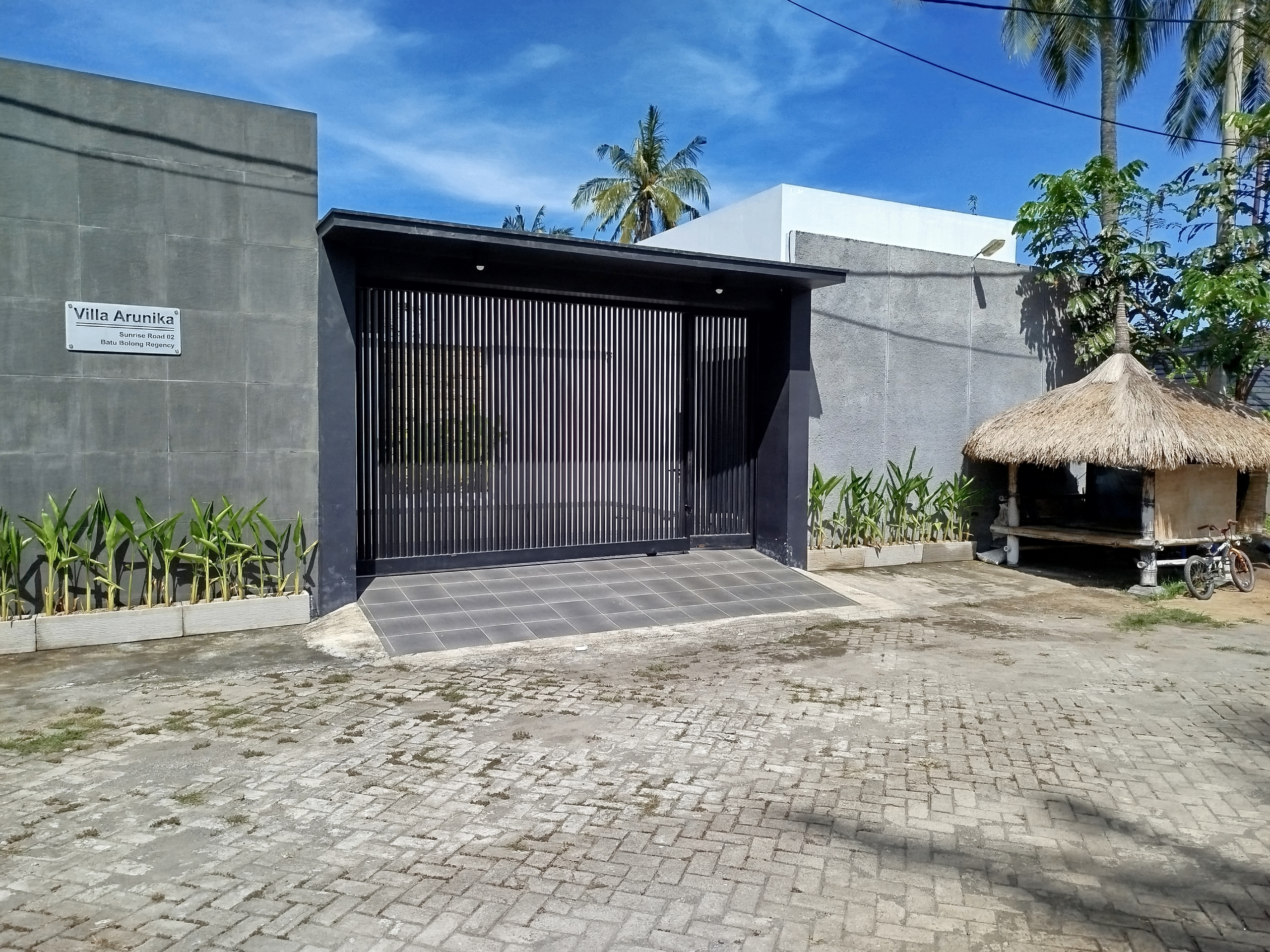 Villa Arunika - Batu Bolong's Regency