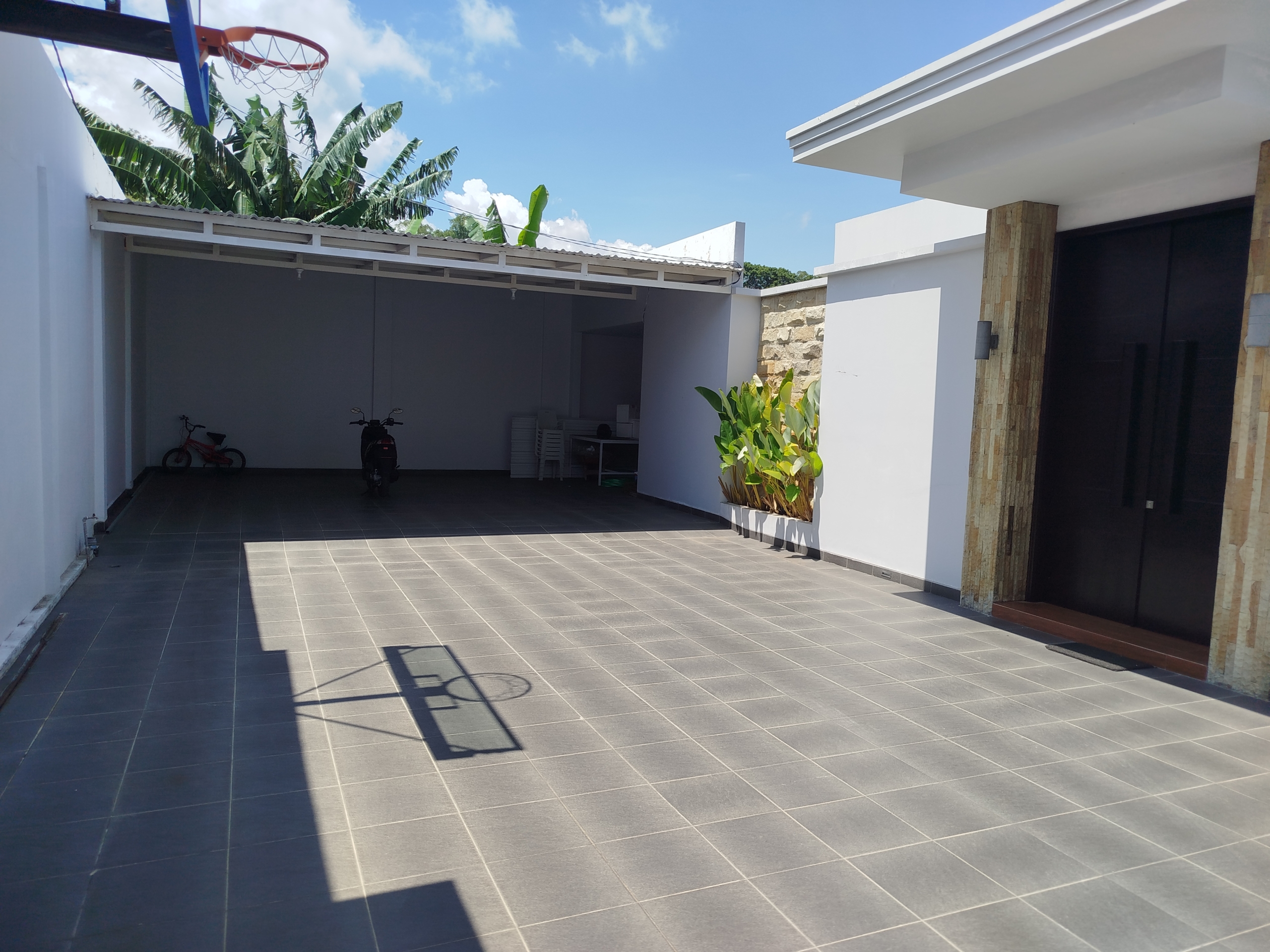 Villa Arunika - Batu Bolong's Regency