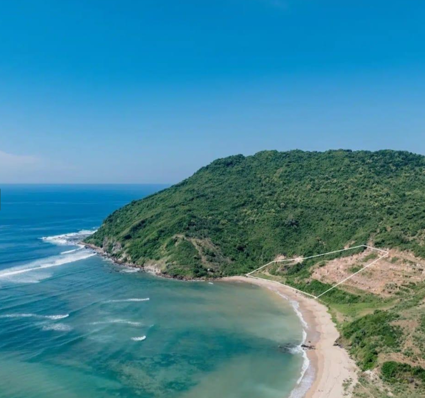 Three Premium Ocean-View Lots with Direct Beach Access