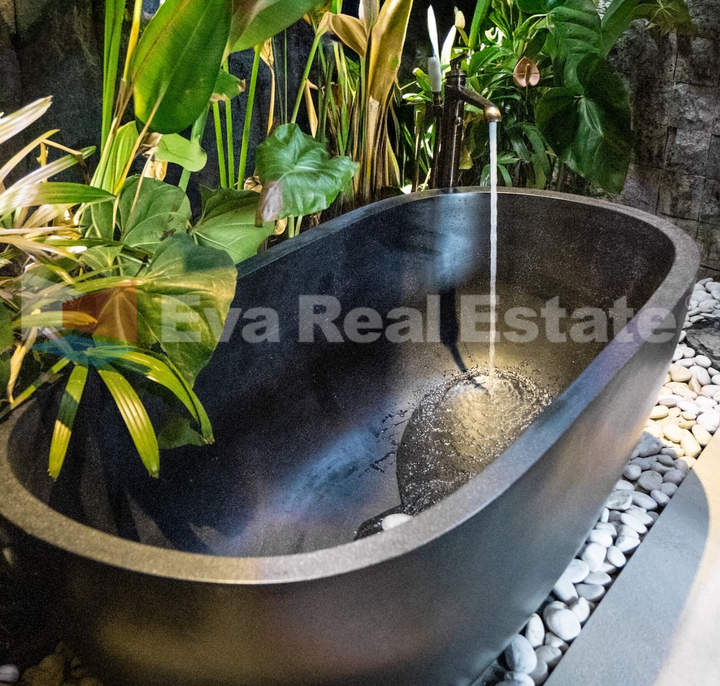 Stylish 2-Bedroom Modern Tropical Villa