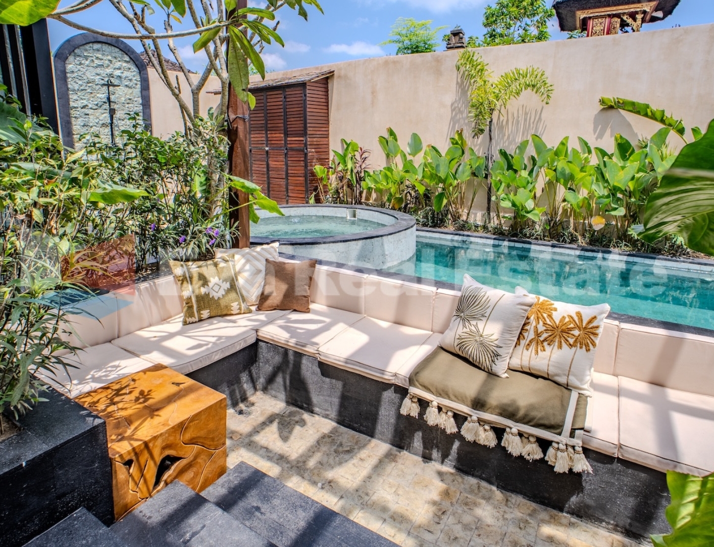 Stylish 2-Bedroom Modern Tropical Villa