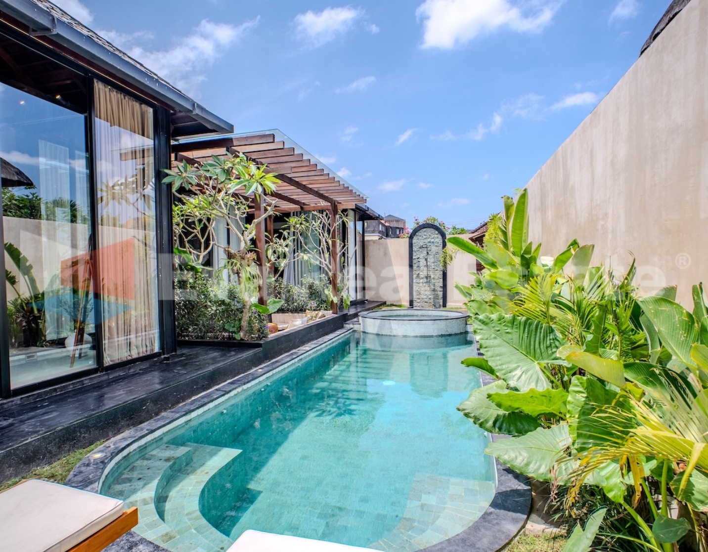 Stylish 2-Bedroom Modern Tropical Villa