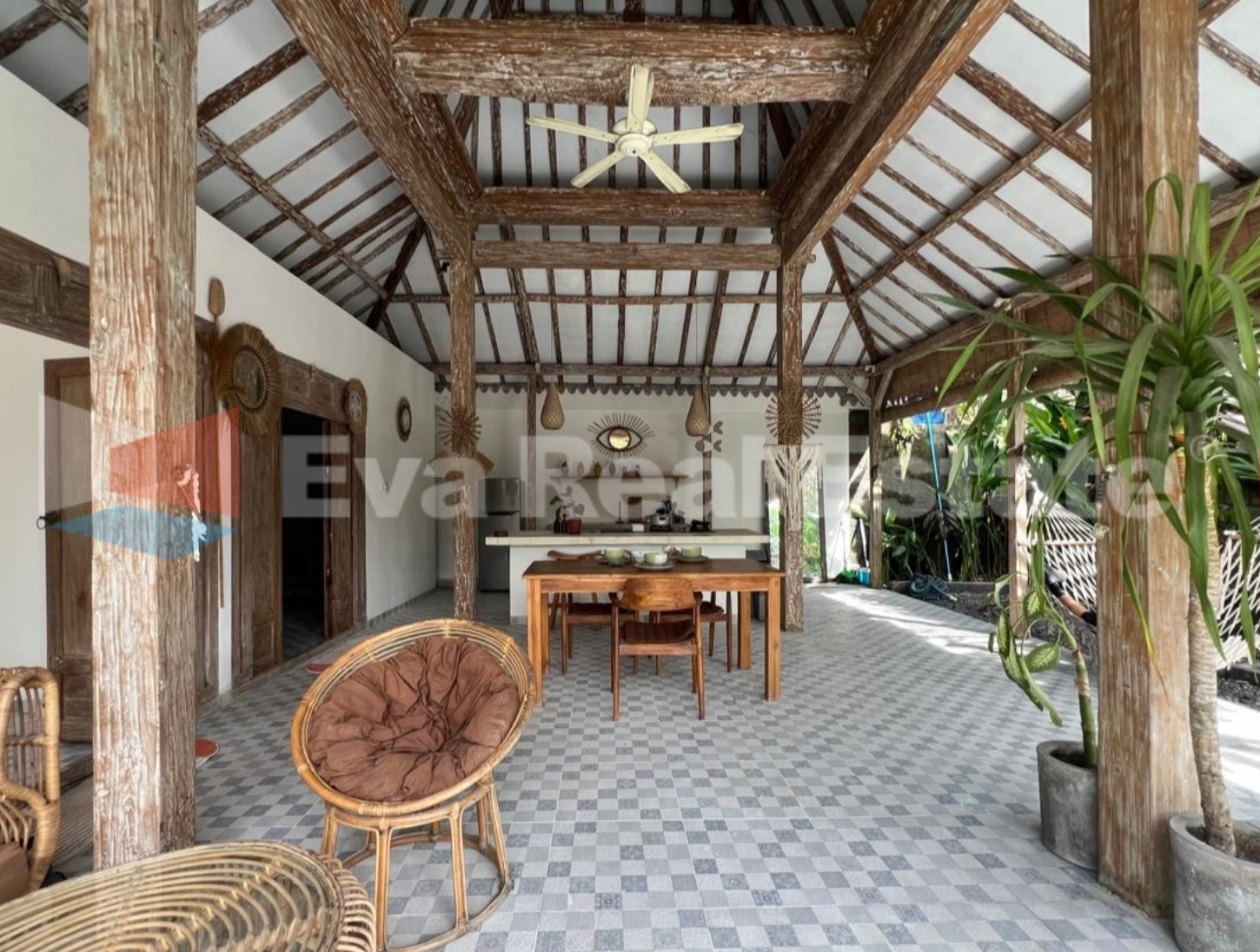 Cozy Joglo Style Villa in Pererenan