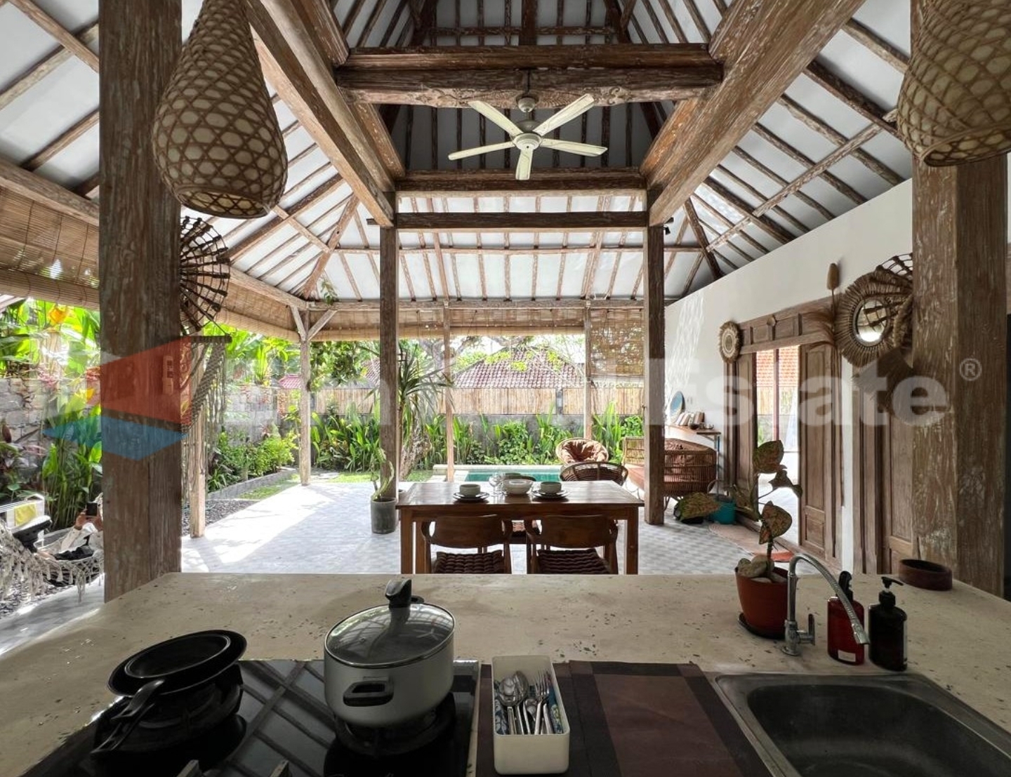 Cozy Joglo Style Villa in Pererenan