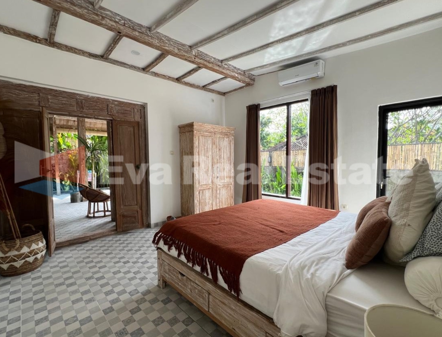 Cozy Joglo Style Villa in Pererenan