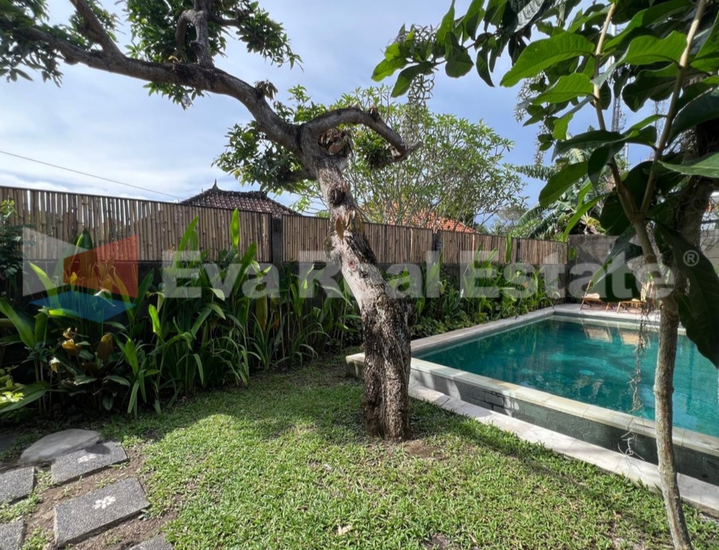 Cozy Joglo Style Villa in Pererenan