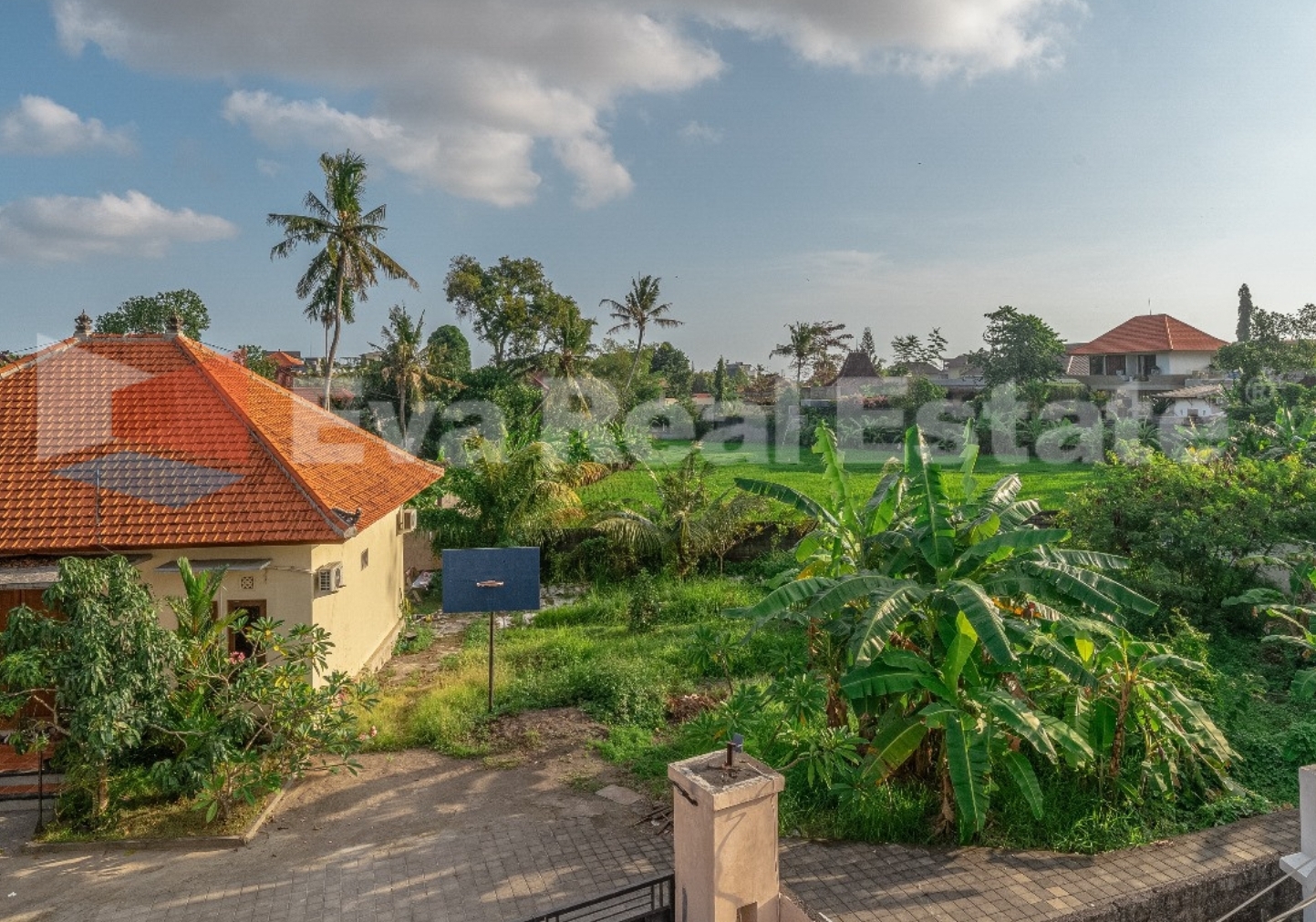 Modern Cozy 2-Bedroom Villa in Babakan