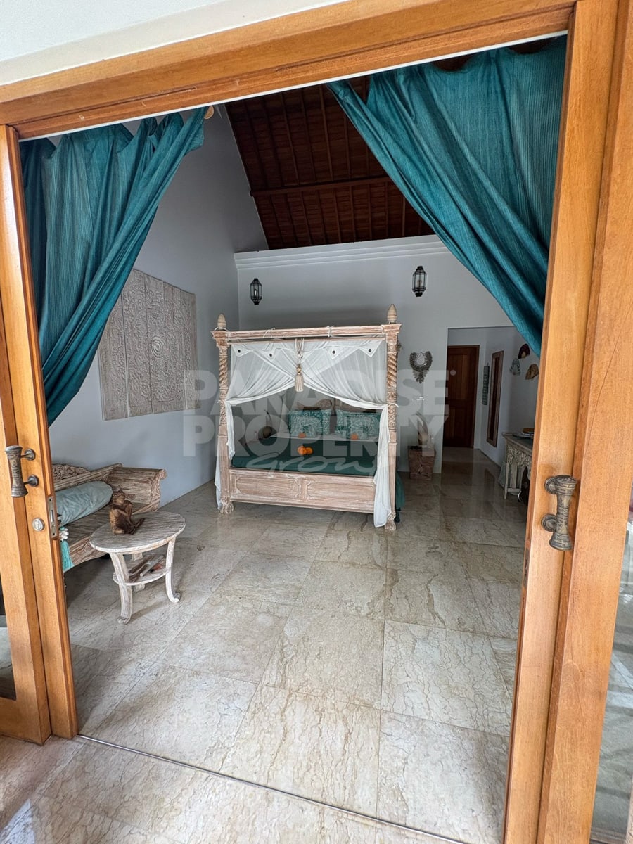 Beautiful 3 Bedroom Villa – Great Views and Close to Ubud Center