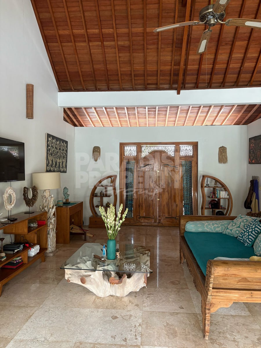 Beautiful 3 Bedroom Villa – Great Views and Close to Ubud Center