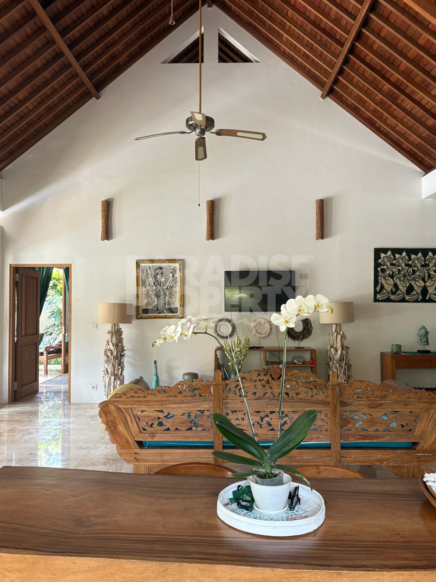 Beautiful 3 Bedroom Villa – Great Views and Close to Ubud Center