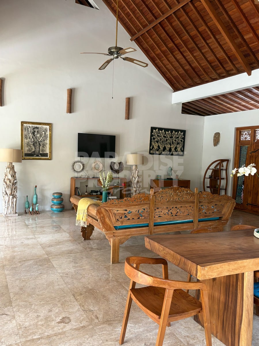 Beautiful 3 Bedroom Villa – Great Views and Close to Ubud Center