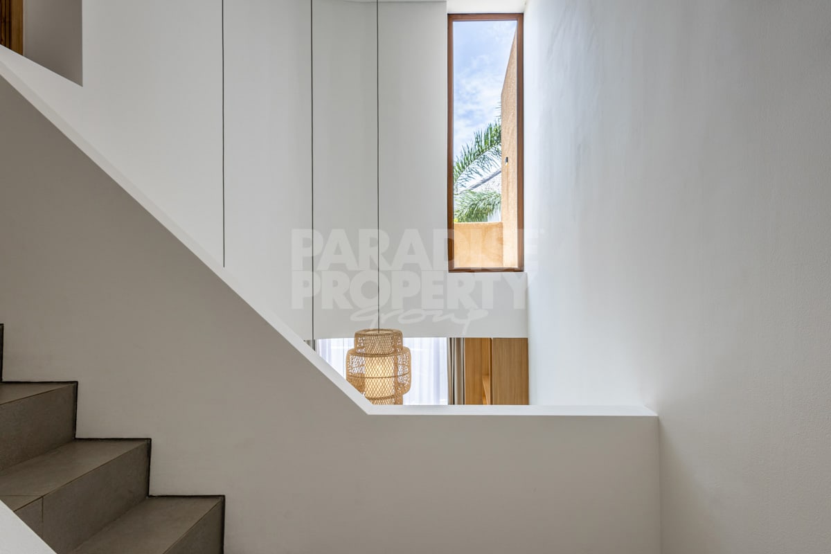 2 Bedroom Berawa Villas: High ROI, Luxurious Living