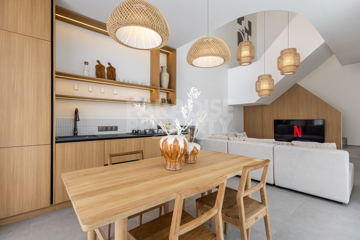 2 Bedroom Berawa Villas: High ROI, Luxurious Living