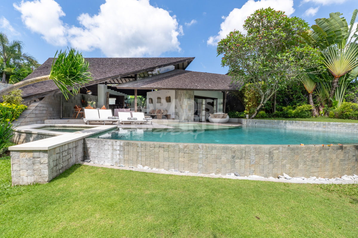 Stylish 3 bedroom Luxury Villa within a Prime Resort in Seminyak