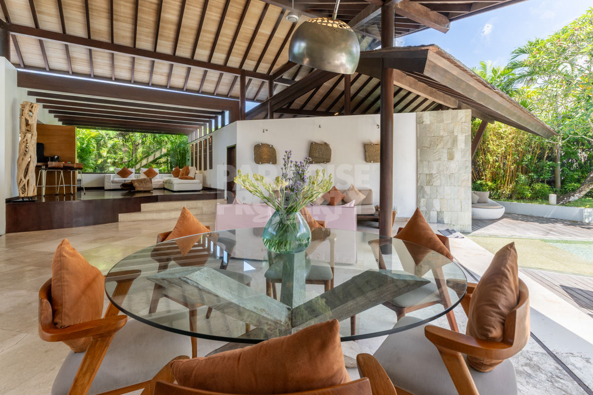 Stylish 3 bedroom Luxury Villa within a Prime Resort in Seminyak