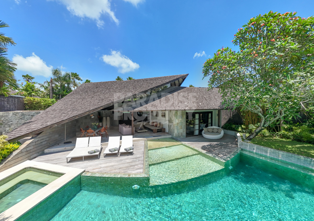 Stylish 3 bedroom Luxury Villa within a Prime Resort in Seminyak