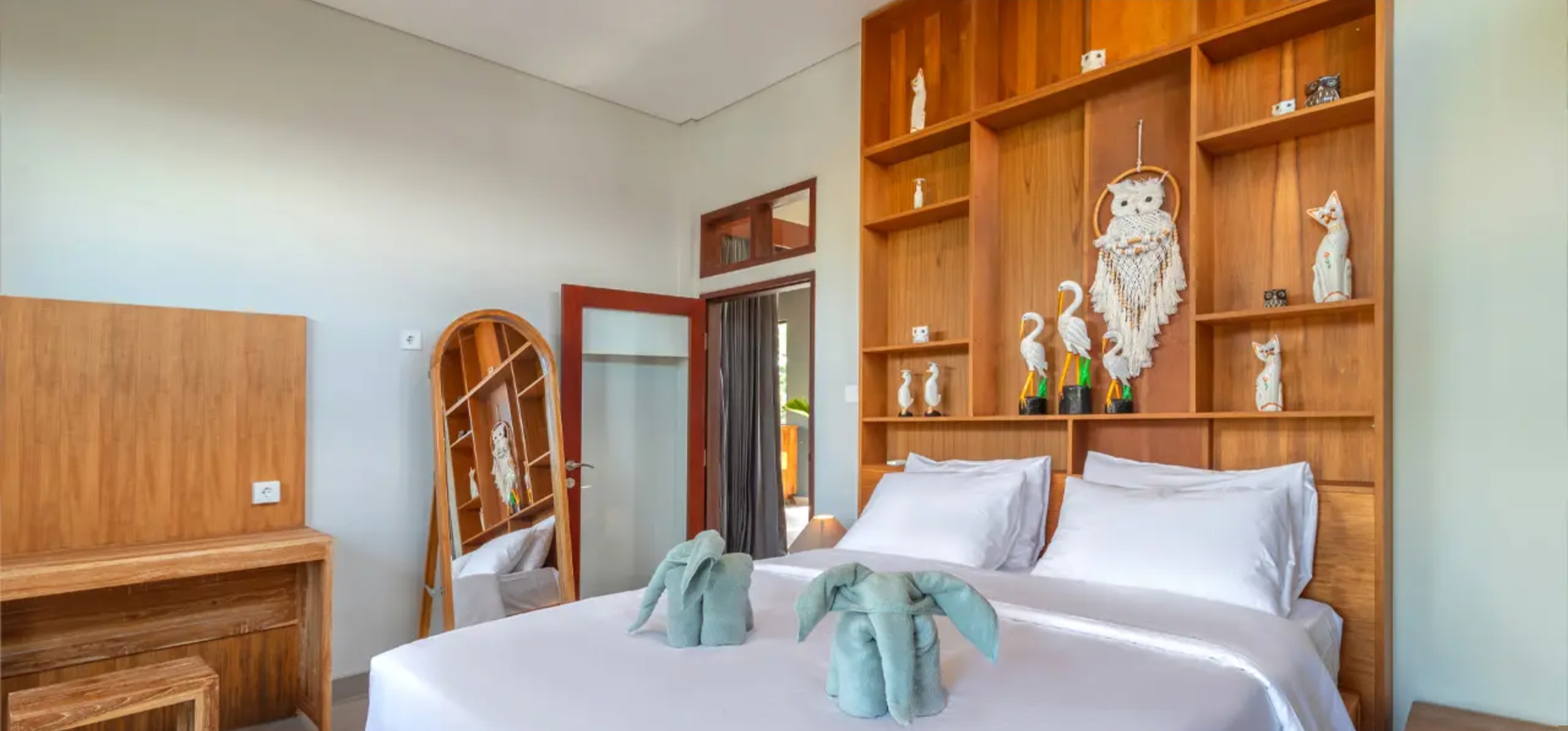 Spacious Three-Bedroom Villa with Flexible Lease and Peaceful Surroundings in Mengwi