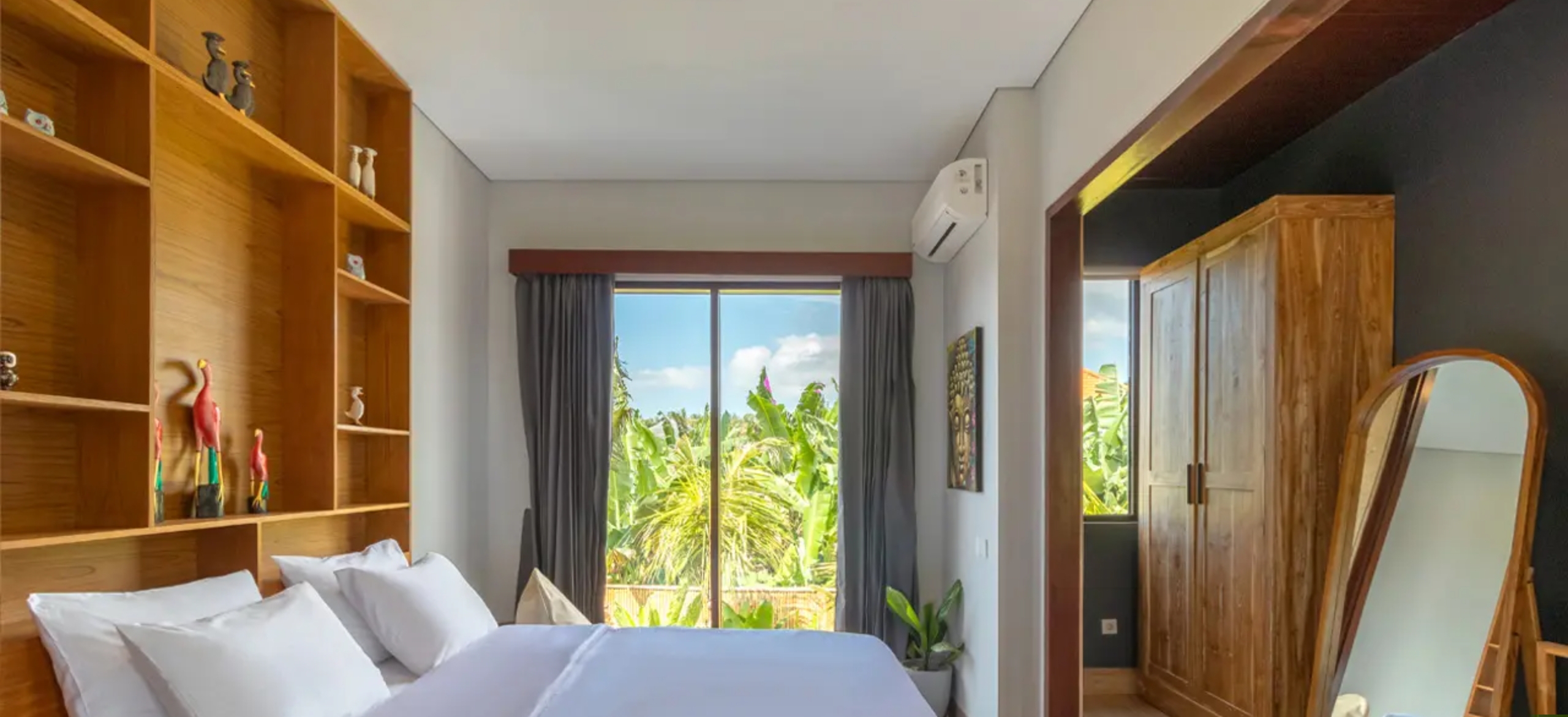 Spacious Three-Bedroom Villa with Flexible Lease and Peaceful Surroundings in Mengwi
