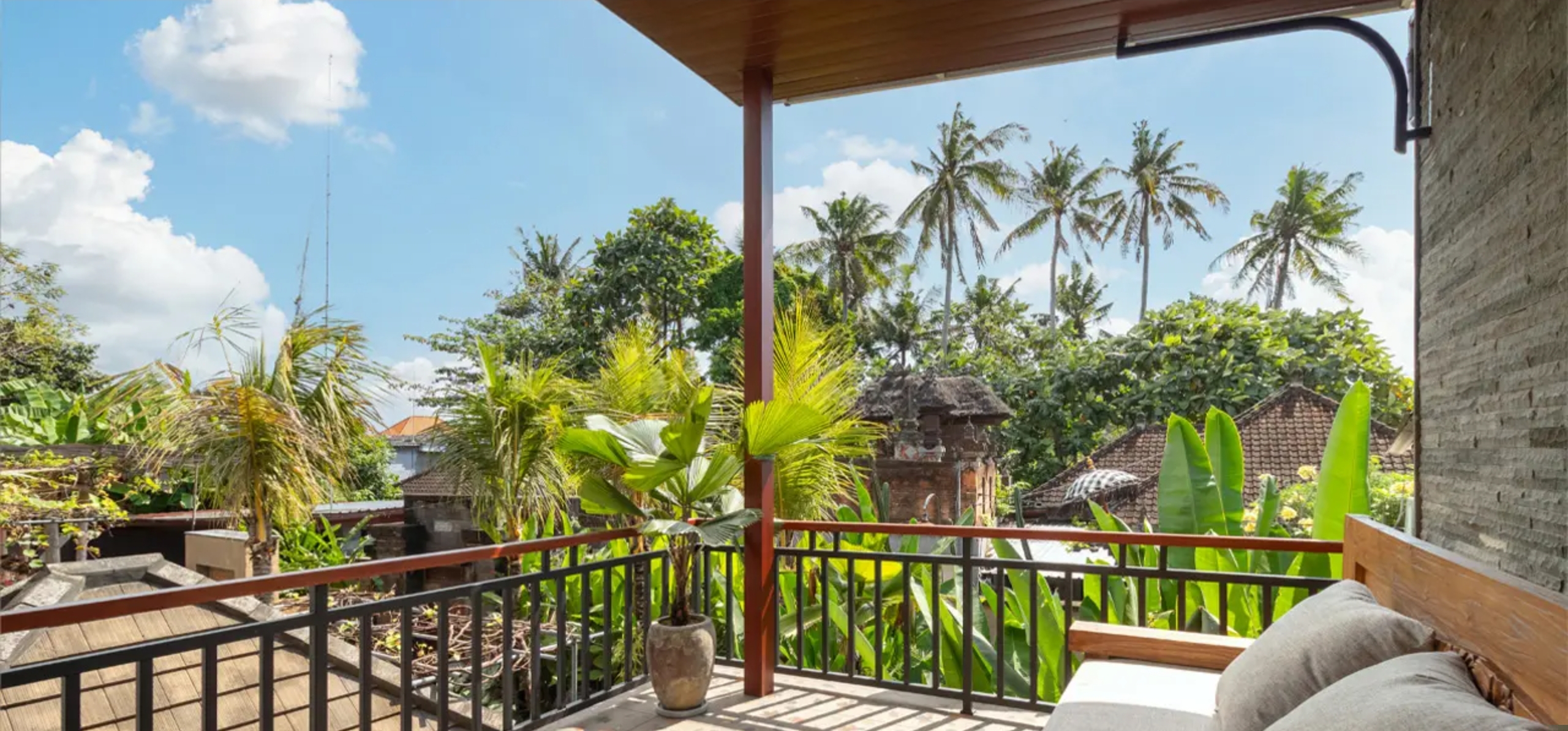 Spacious Three-Bedroom Villa with Flexible Lease and Peaceful Surroundings in Mengwi