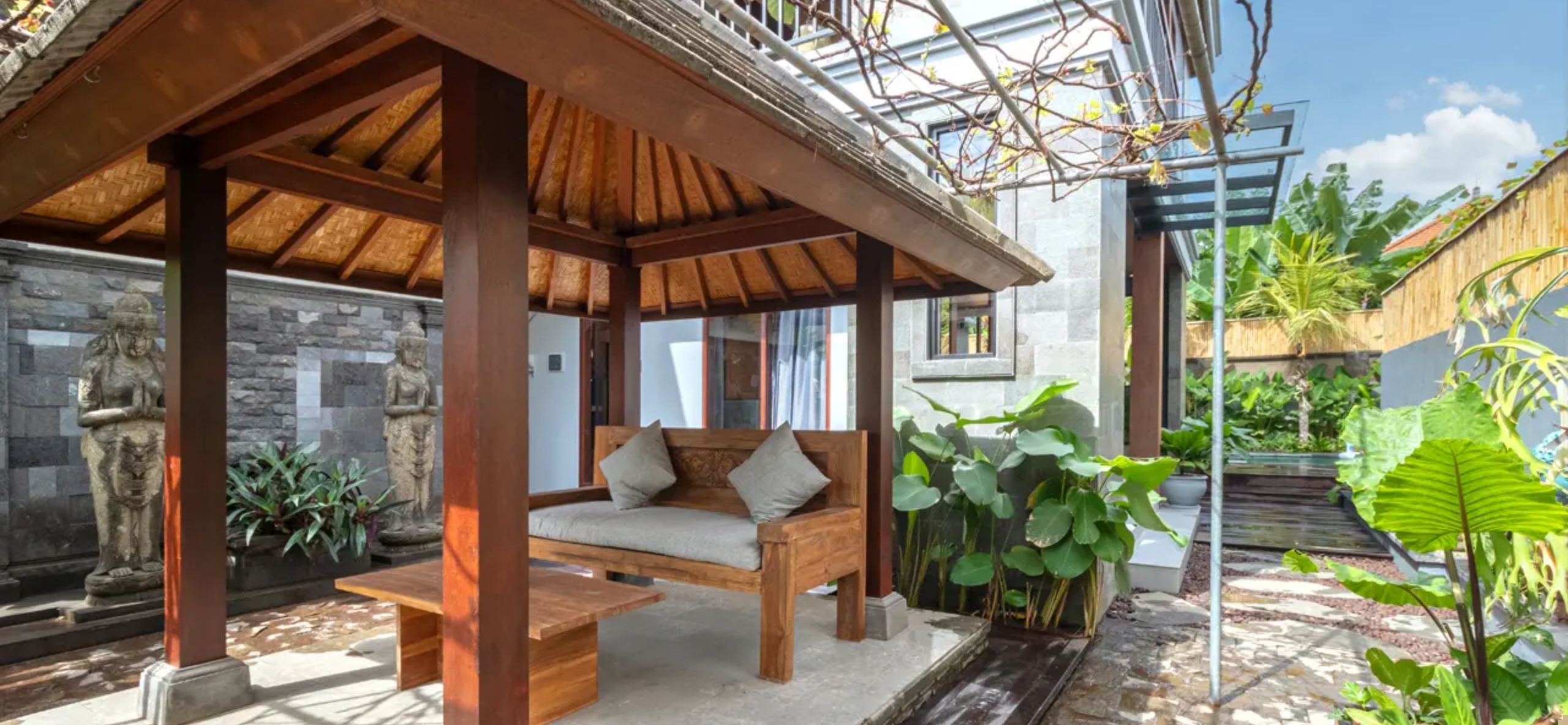 Spacious Three-Bedroom Villa with Flexible Lease and Peaceful Surroundings in Mengwi
