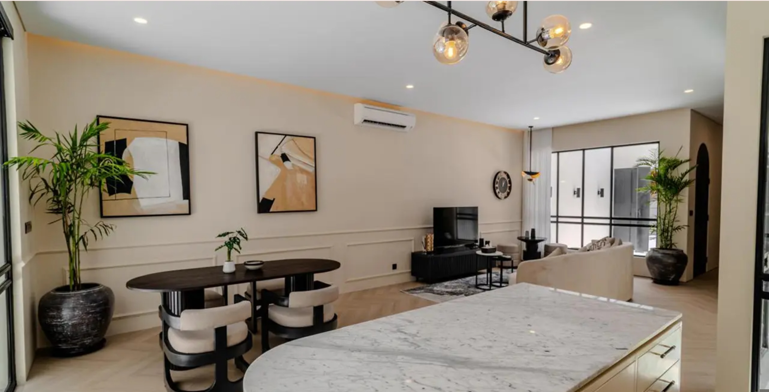 Stylish Two-Bedroom Villa with Long Lease in Berawa’s Prime Locale