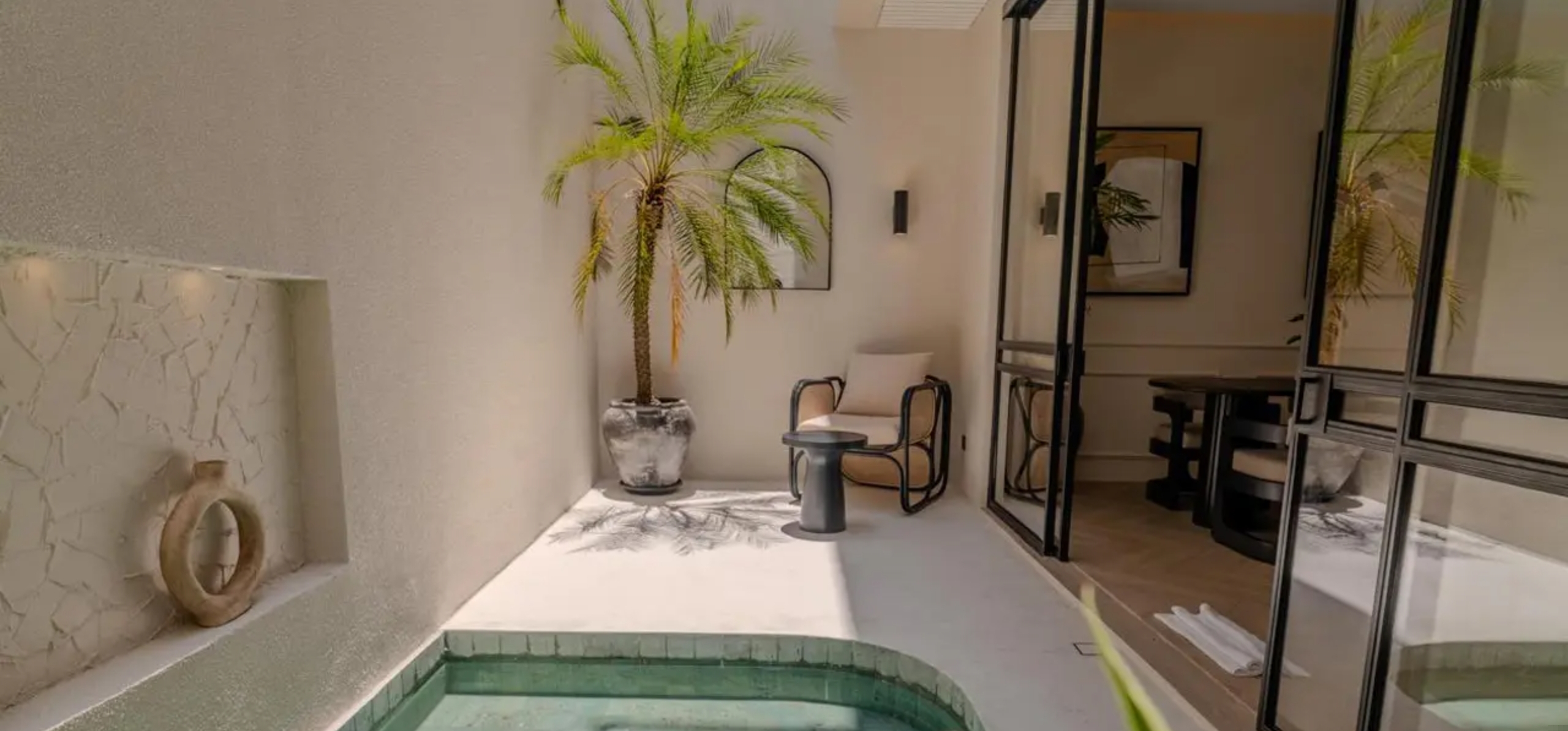 Stylish Two-Bedroom Villa with Long Lease in Berawa’s Prime Locale