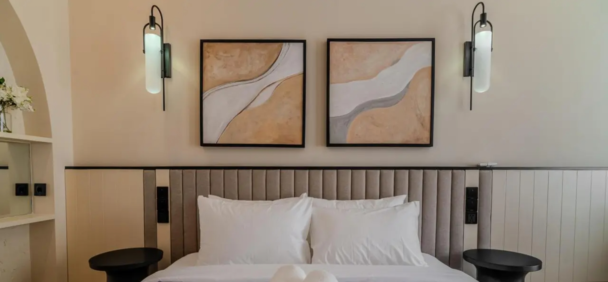 Stylish Two-Bedroom Villa with Long Lease in Berawa’s Prime Locale