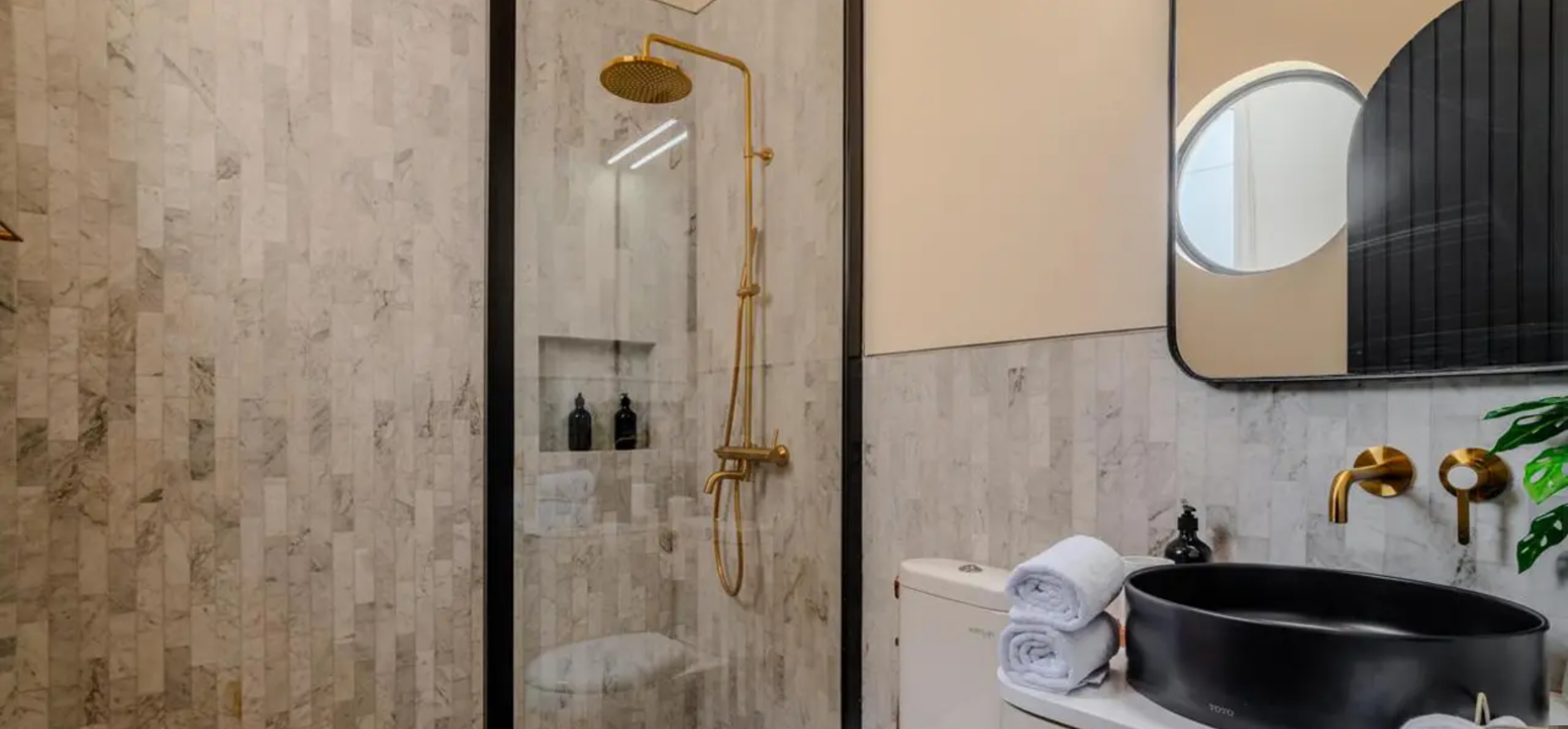 Stylish Two-Bedroom Villa with Long Lease in Berawa’s Prime Locale