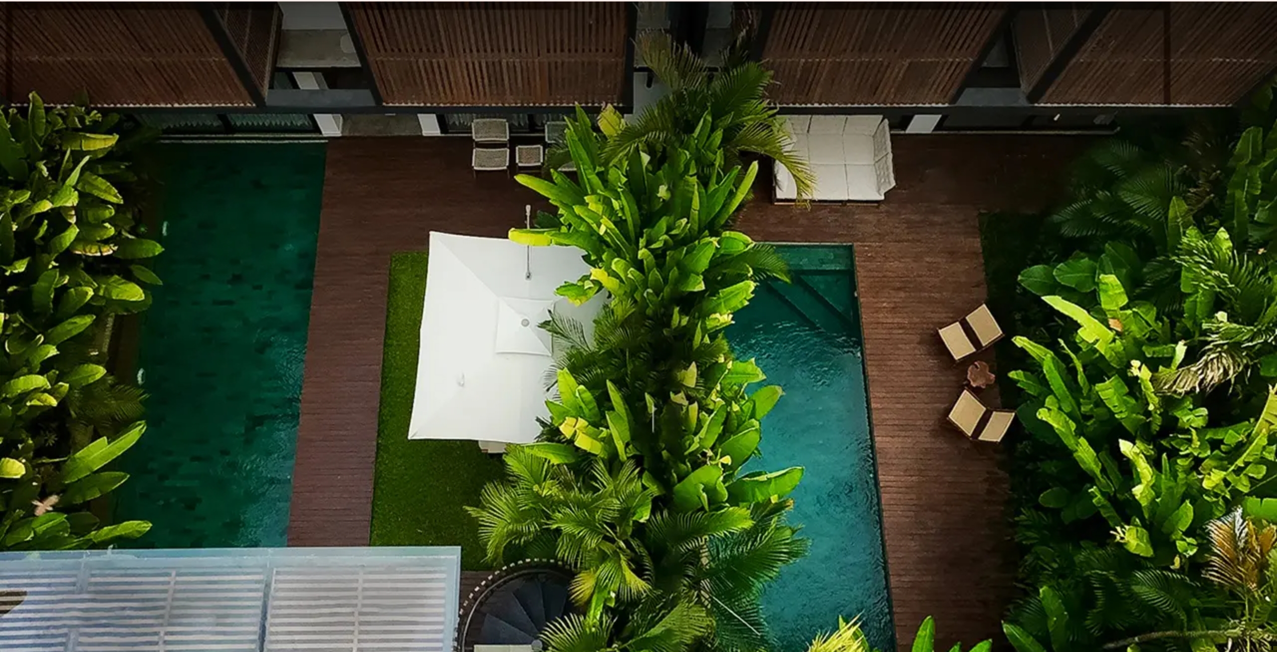 Stylish Fully Furnished of 7-Bedroom Villa with 2 Adjoining Units in Prime Beachside Batu Bolong