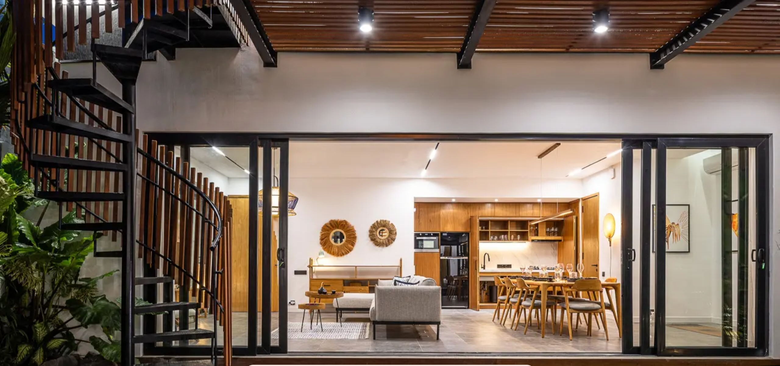 Stylish Fully Furnished of 7-Bedroom Villa with 2 Adjoining Units in Prime Beachside Batu Bolong