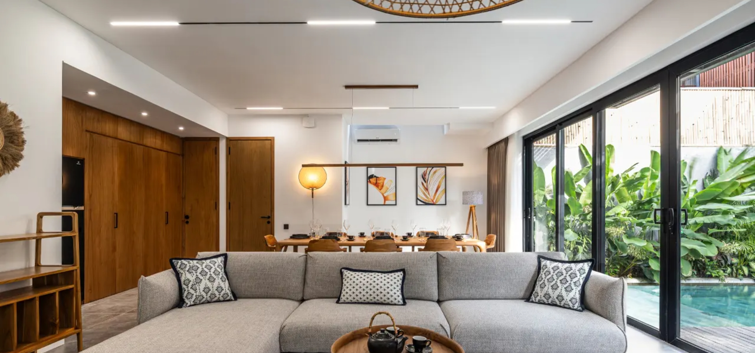 Stylish Fully Furnished of 7-Bedroom Villa with 2 Adjoining Units in Prime Beachside Batu Bolong