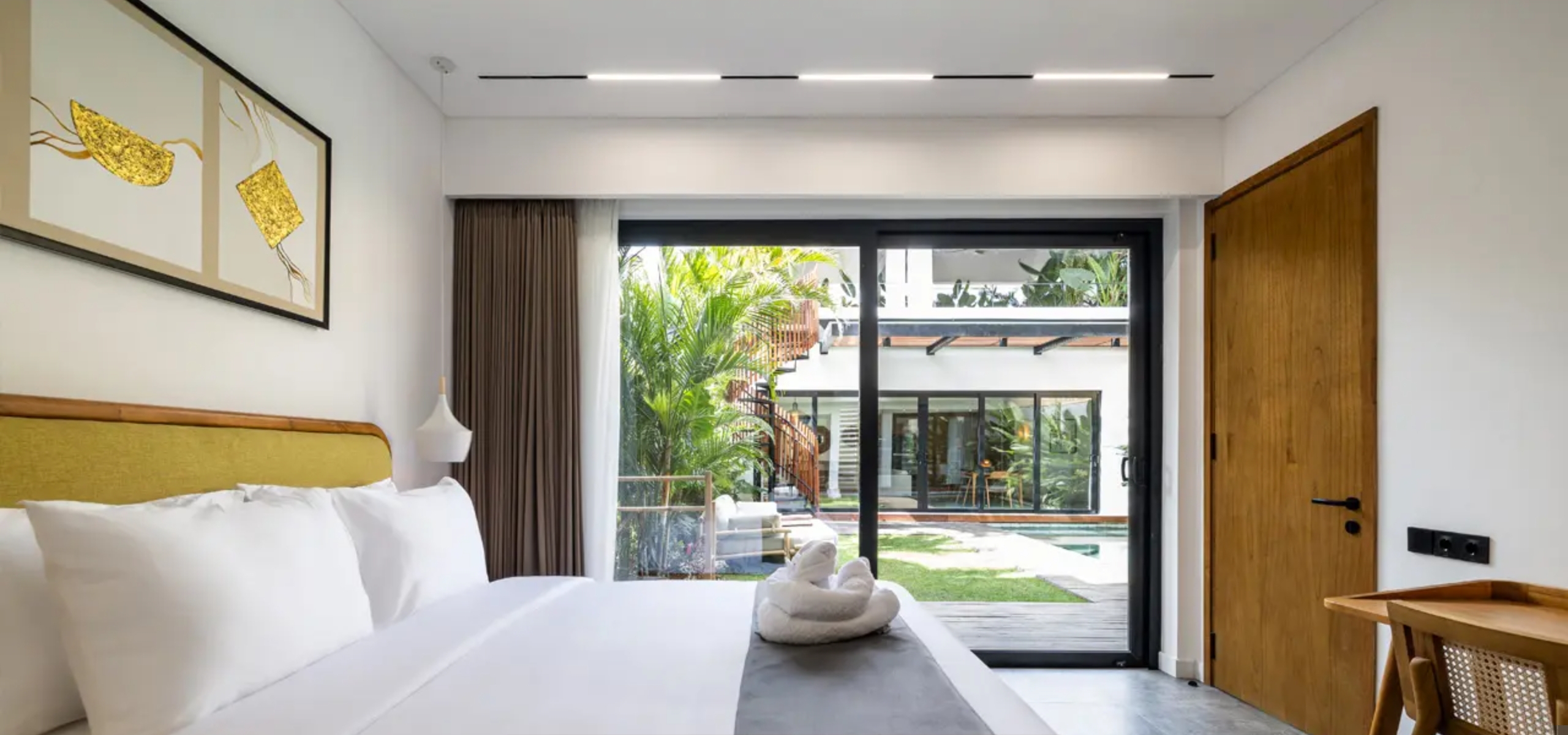 Stylish Fully Furnished of 7-Bedroom Villa with 2 Adjoining Units in Prime Beachside Batu Bolong