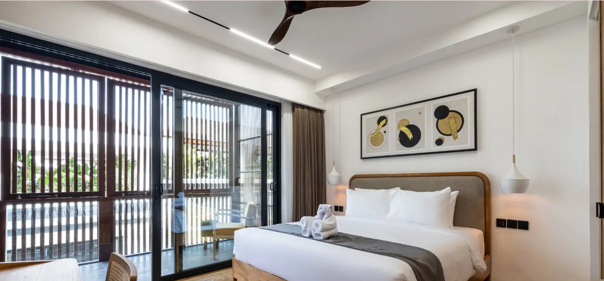 Stylish Fully Furnished of 7-Bedroom Villa with 2 Adjoining Units in Prime Beachside Batu Bolong