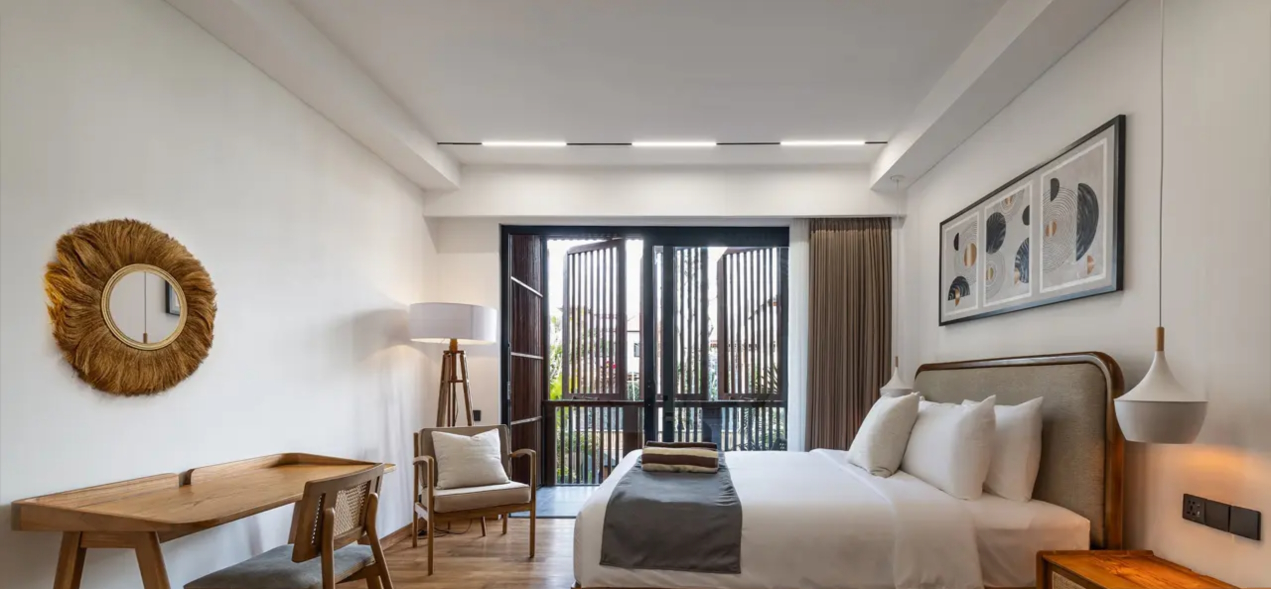 Stylish Fully Furnished of 7-Bedroom Villa with 2 Adjoining Units in Prime Beachside Batu Bolong