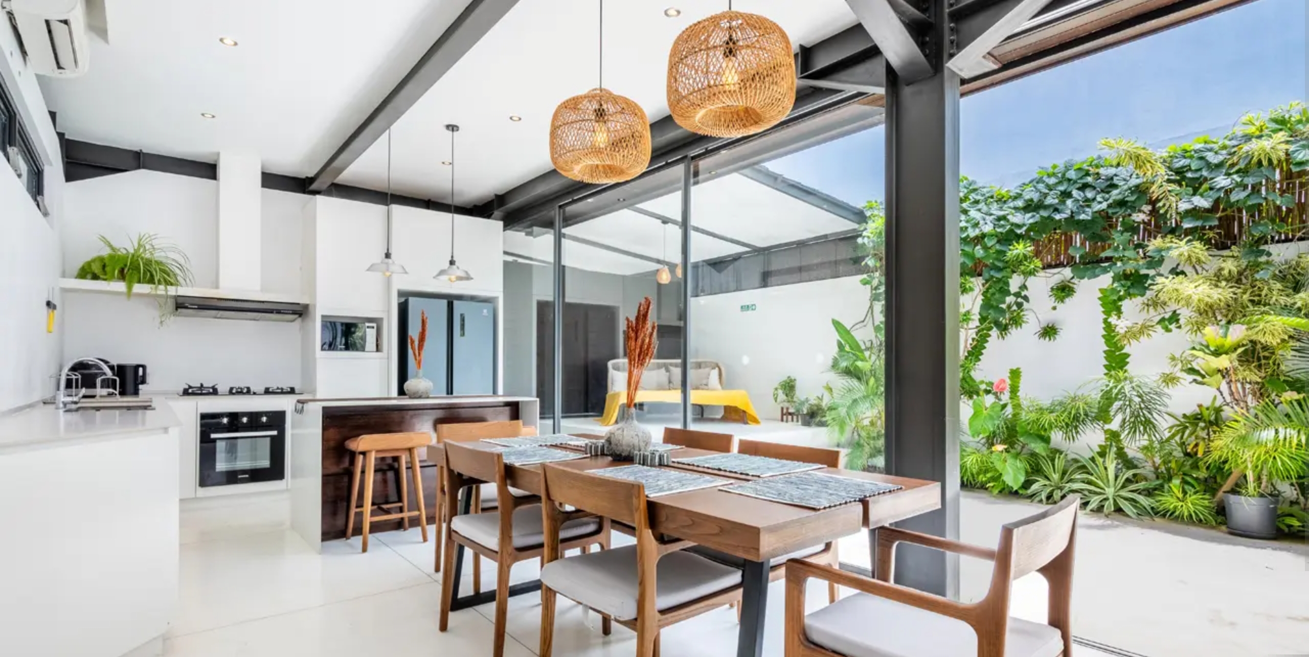 Fully Furnished Leasehold Two-Bedroom Villa in Bumbak