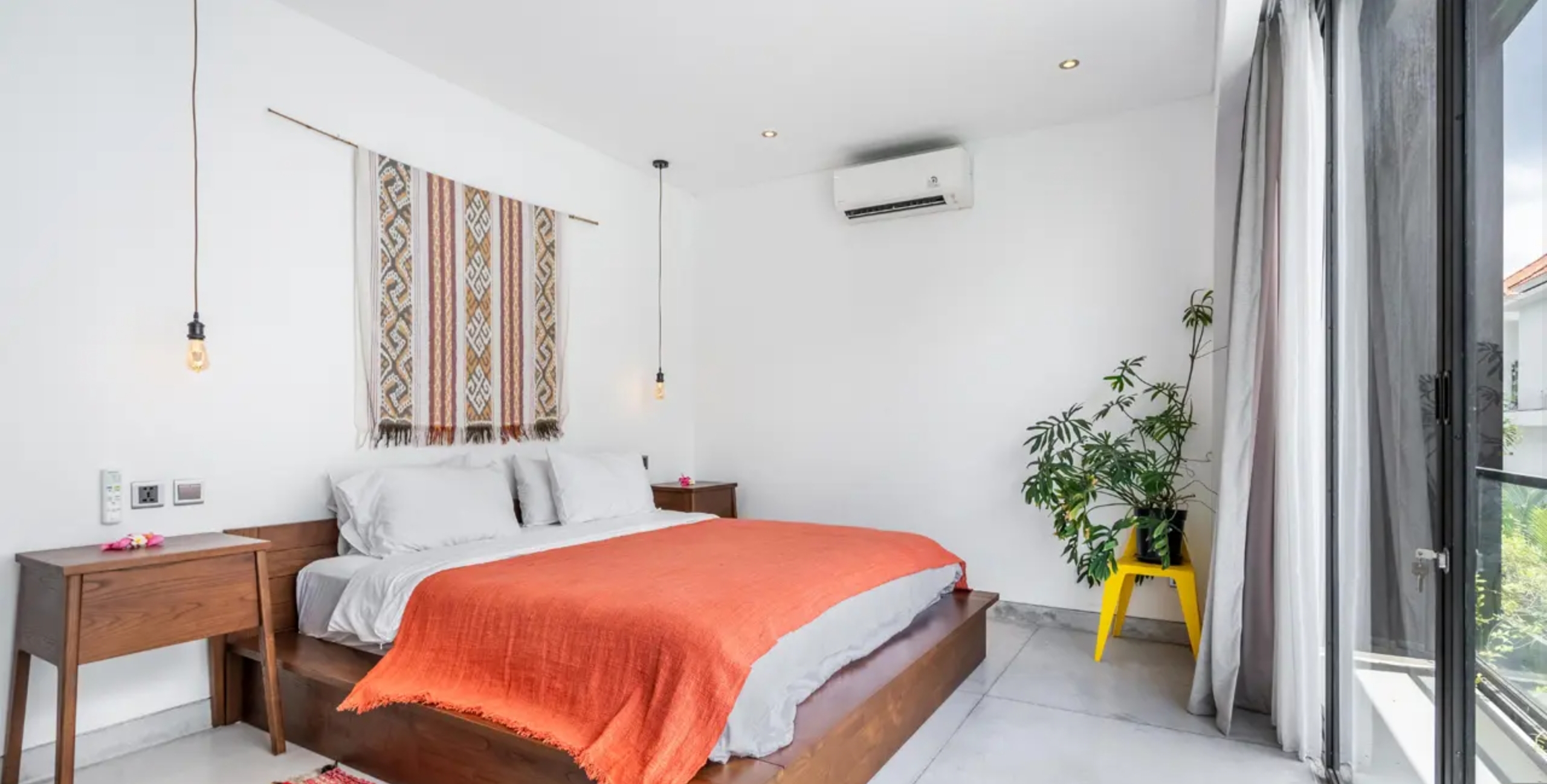 Fully Furnished Leasehold Two-Bedroom Villa in Bumbak