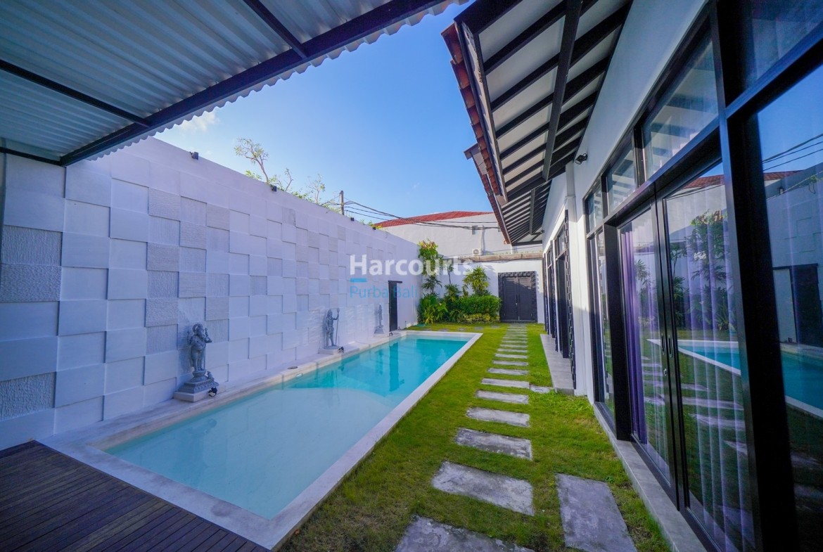 Rare investment Opportunity in Prime location with Exceptional Value