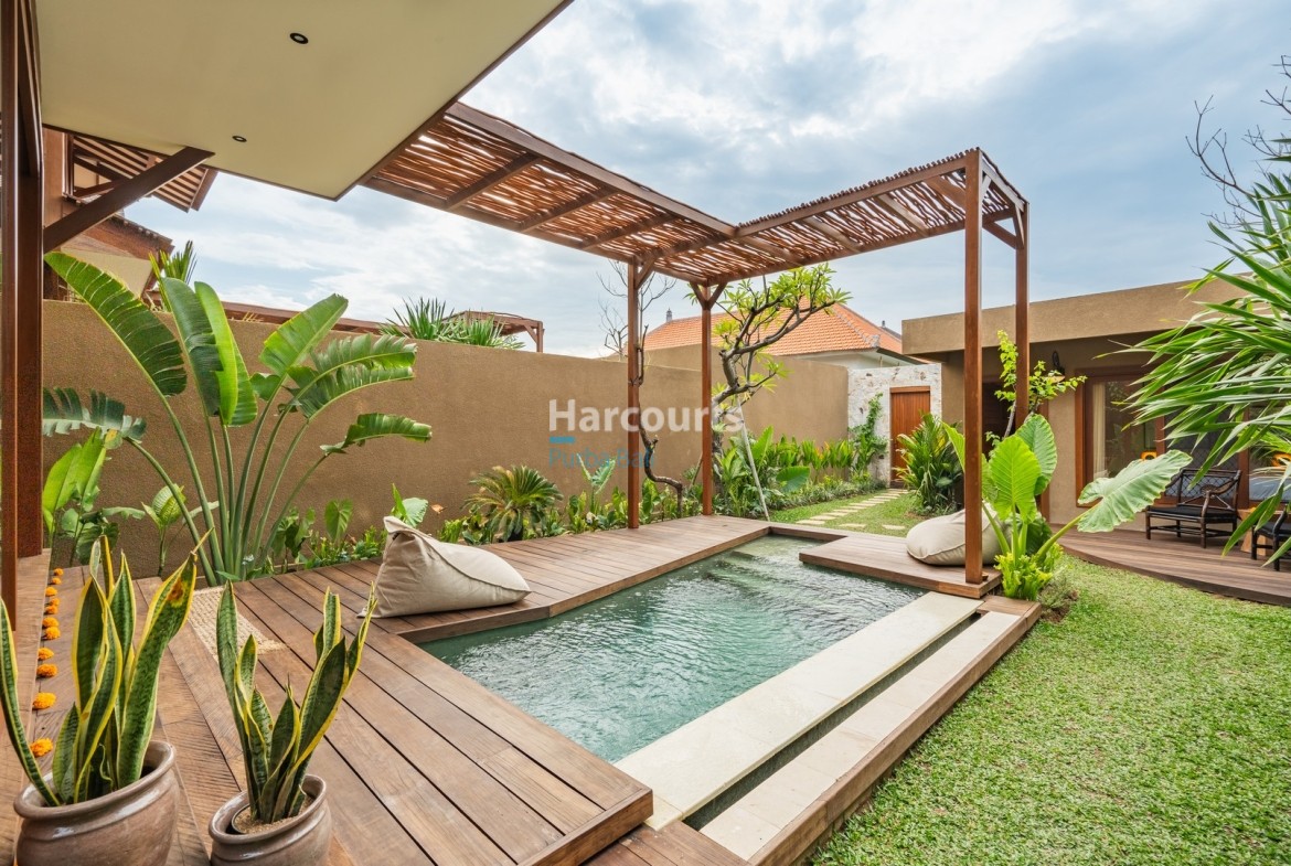 Buduk: Turnkey 2-Bed Pool Villa