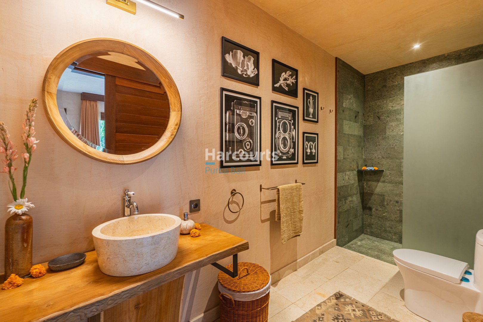 Buduk: Turnkey 2-Bed Pool Villa