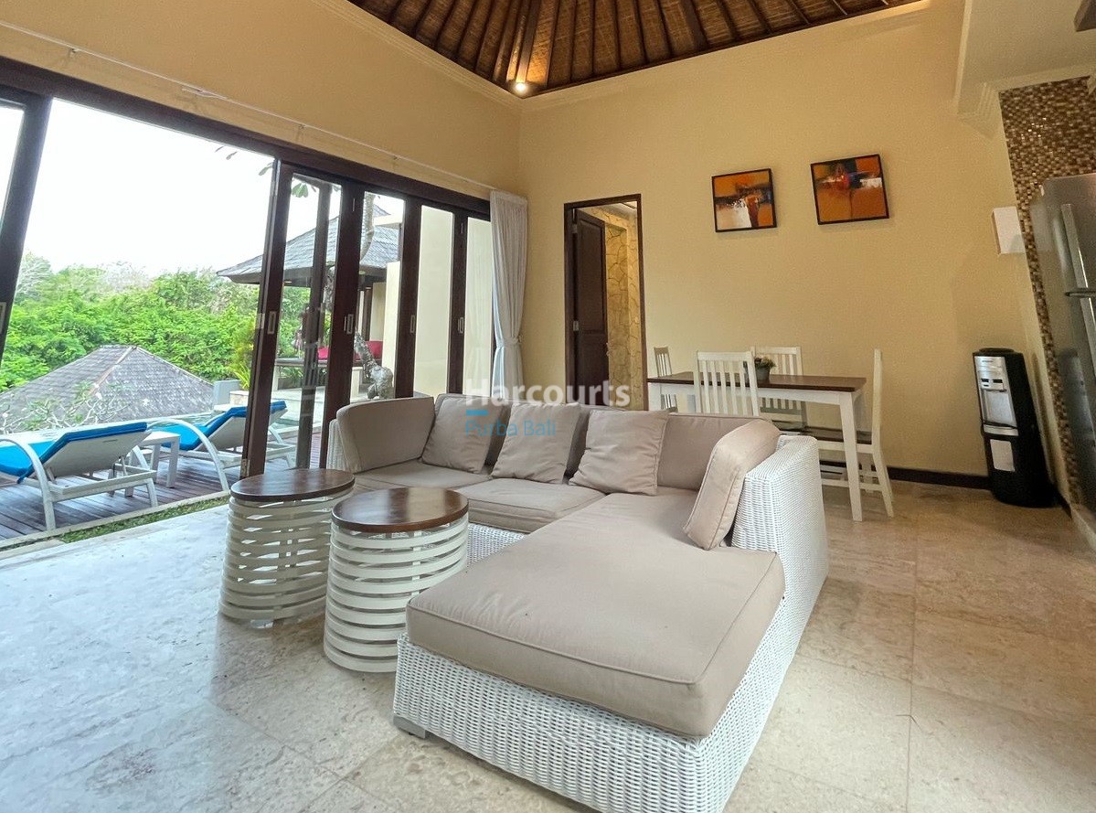 A Beautiful Leasehold Villa in a Peaceful Estate