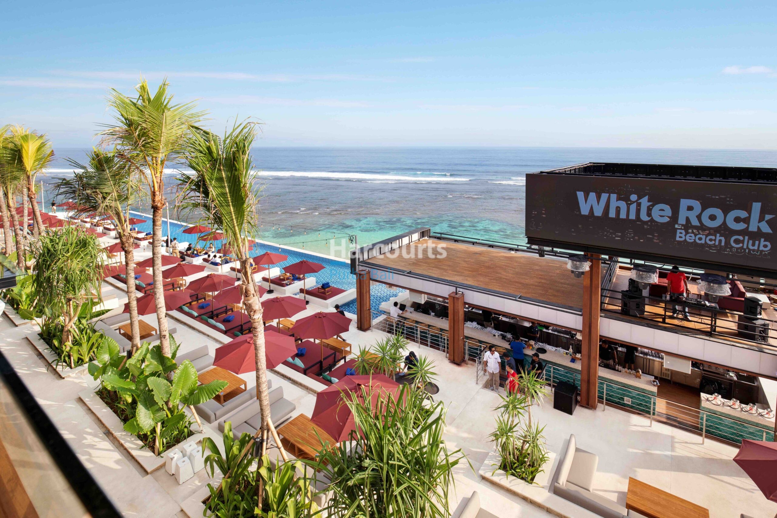 A Beautiful Leasehold Villa in a Peaceful Estate