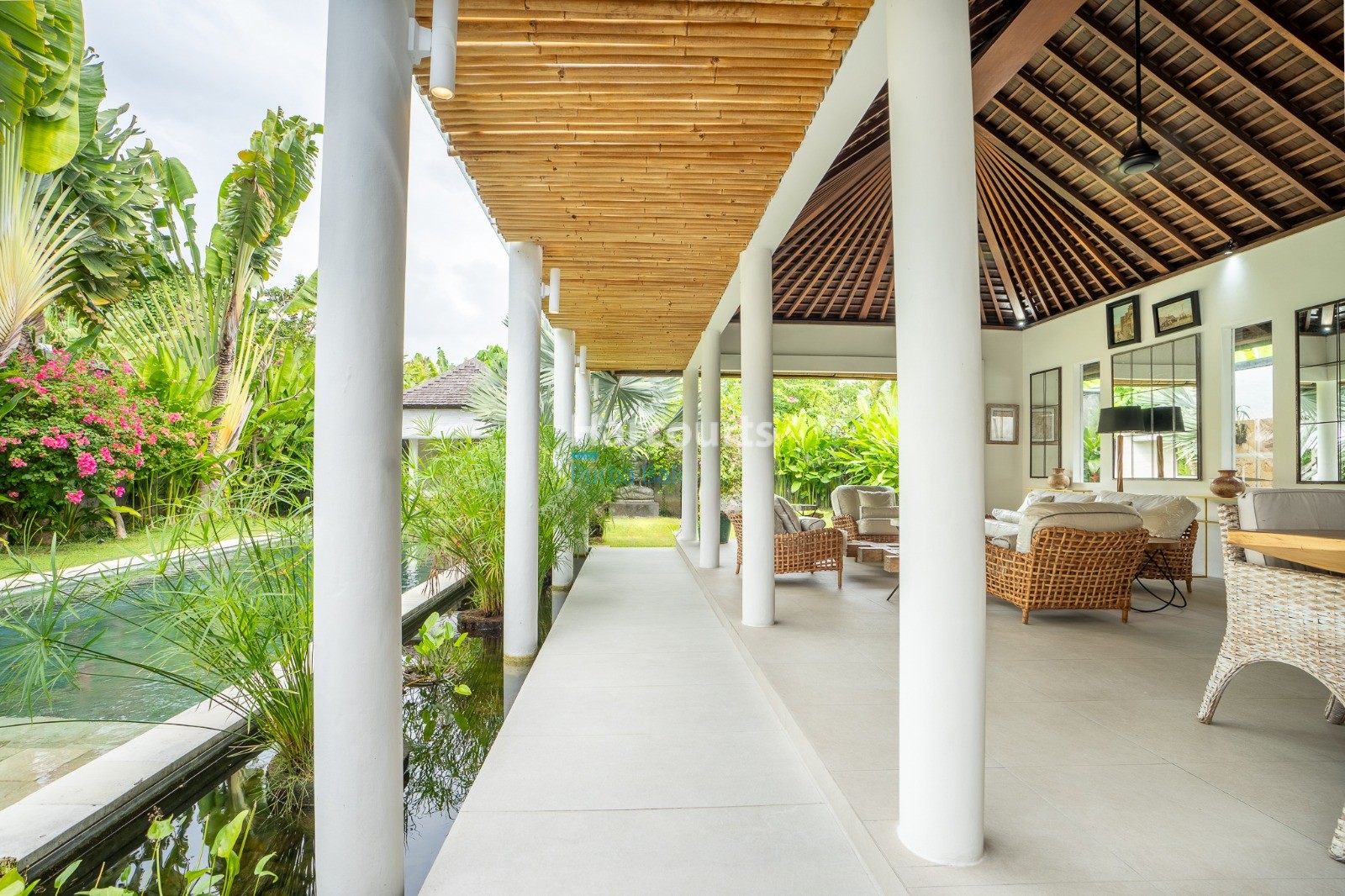 Contemporary 3-Bedroom Villa for Sale or Yearly Rent in Beachside Sanur