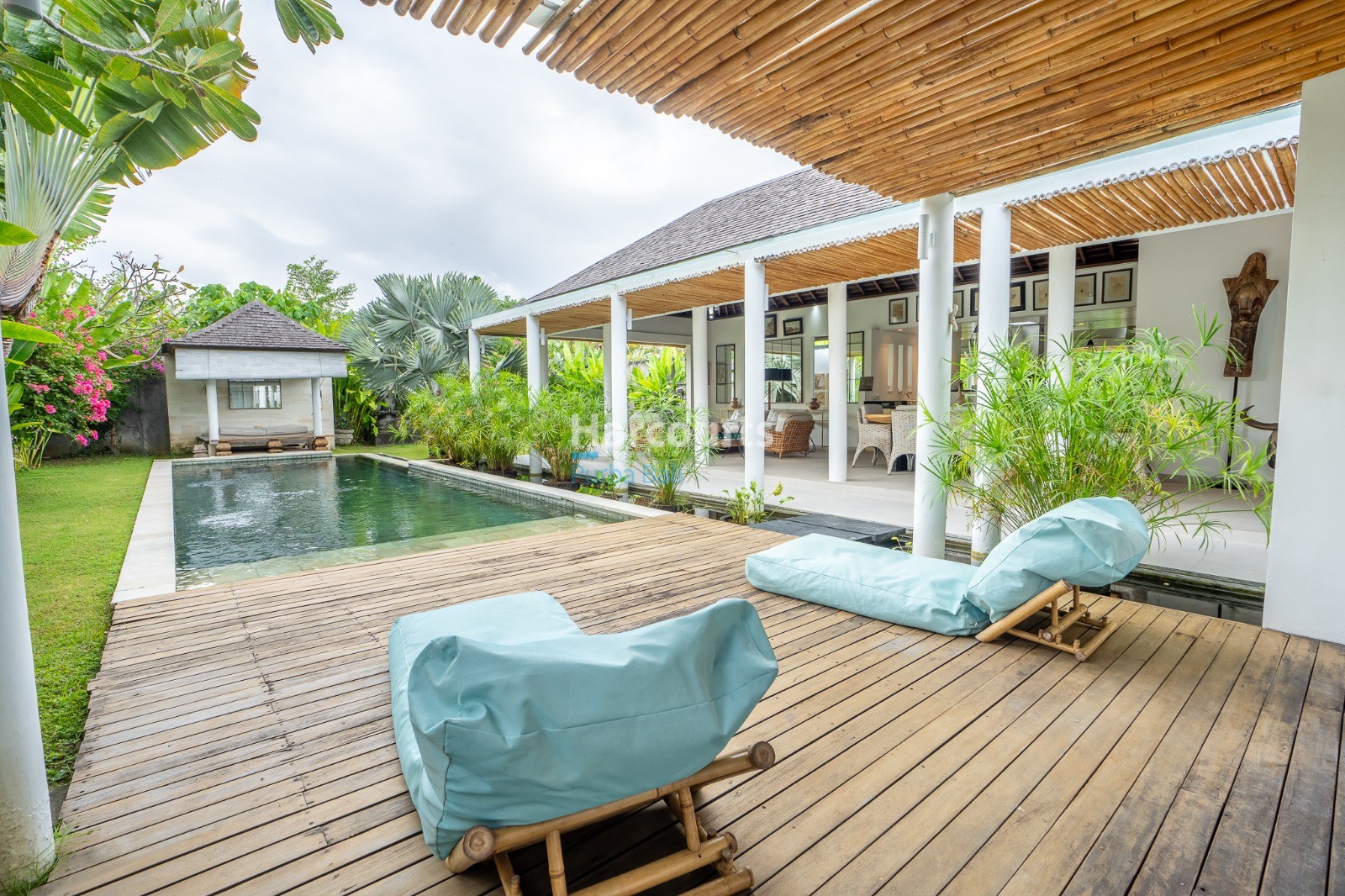 Contemporary 3-Bedroom Villa for Sale or Yearly Rent in Beachside Sanur