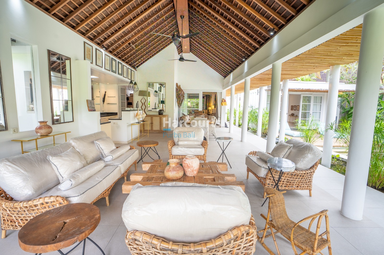 Contemporary 3-Bedroom Villa for Sale or Yearly Rent in Beachside Sanur
