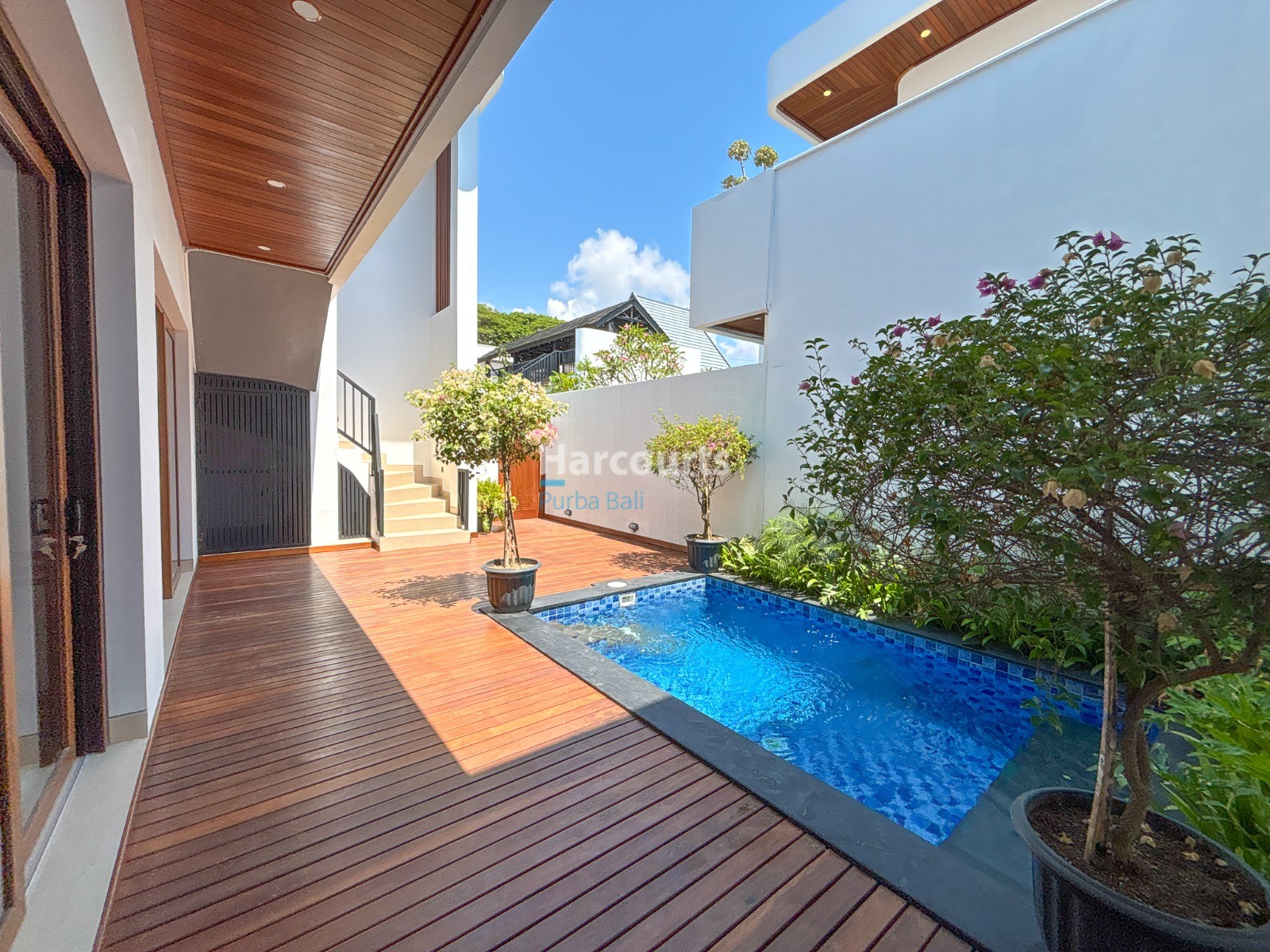 Sanur: Turnkey 3‑Bed Villa, Private Pool