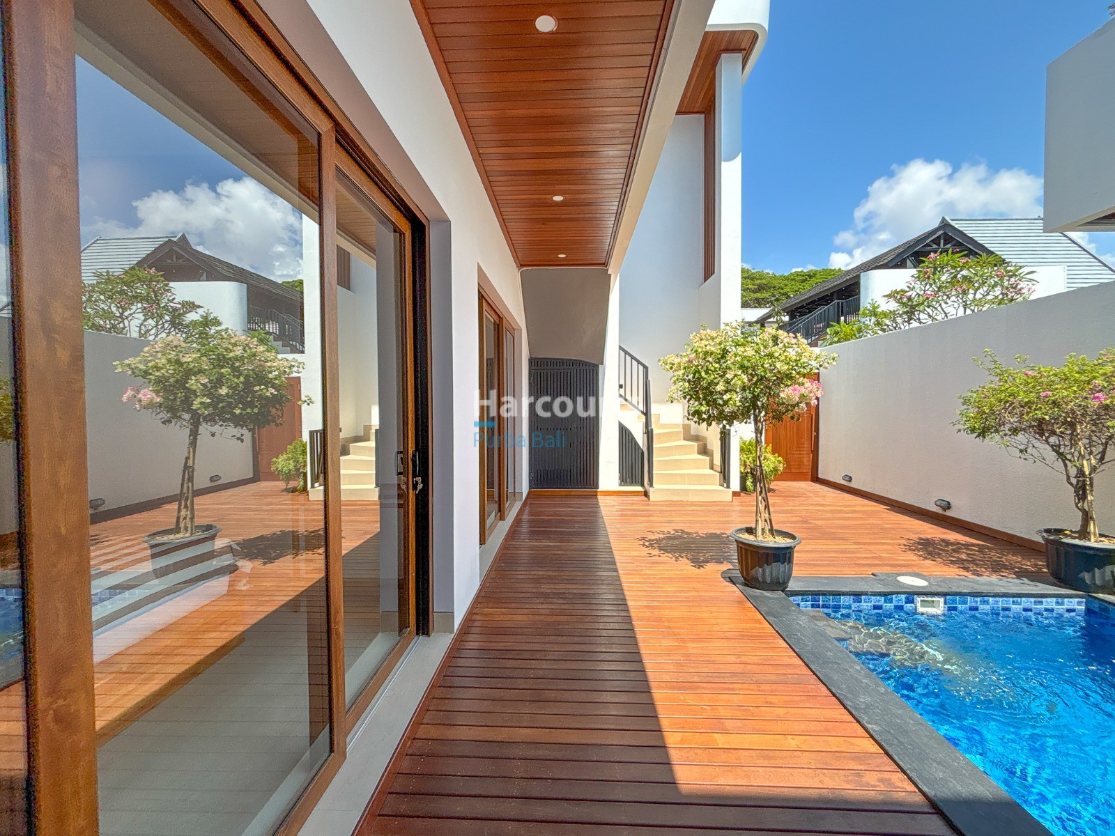 Sanur: Turnkey 3‑Bed Villa, Private Pool