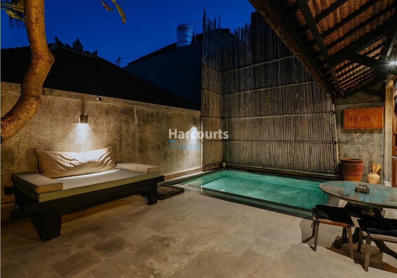 Modern 1 Bedroom Villa Studio in Berawa